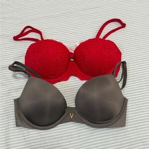 Women’s Victoria’s Secret bras 32C